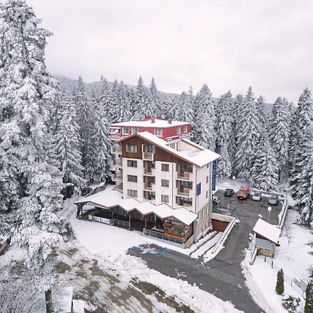 The Lodge Hotel ボロヴェッツ エクステリア 写真